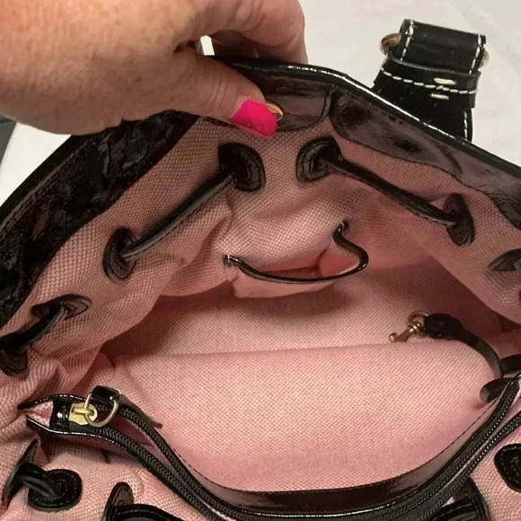 DOONY & BOURKE Patent Leather Purse/Crossbody.No cracking or peeling. STUNNING❣️ - Picture 7 of 8